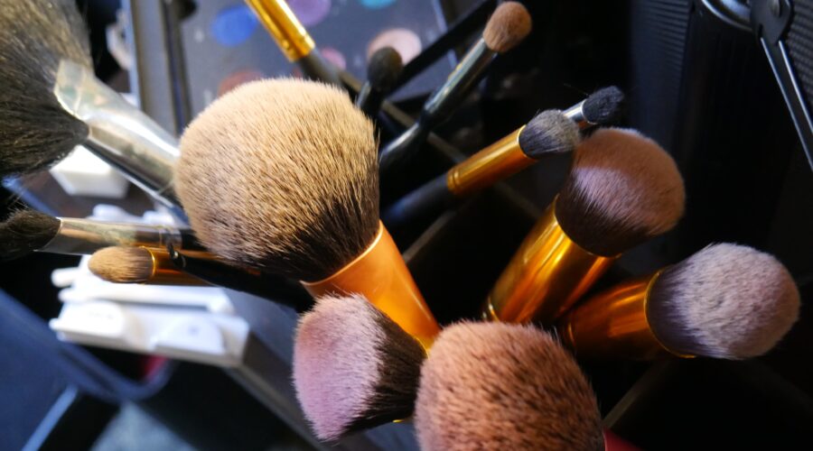 Comment Assortir Votre Maquillage à Votre Tenue